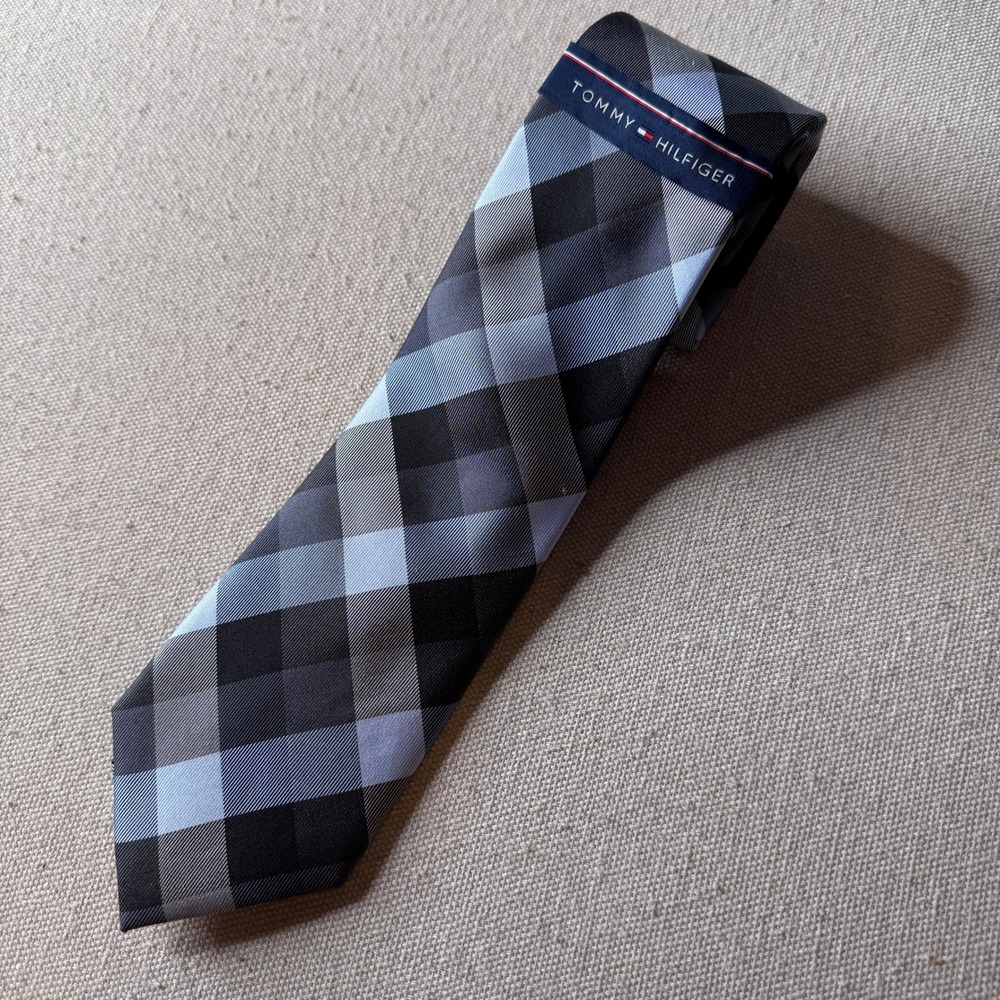 Tommy Hilfiger‎ Mens Blue Grey Plaid Check 100% Silk Necktie Standard Tie
